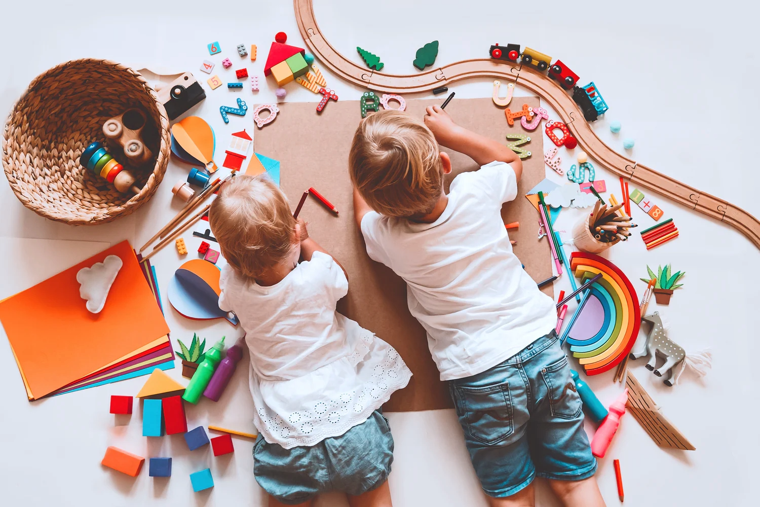 Montessori Toys for Early Childhood Development: A Guide for Parents