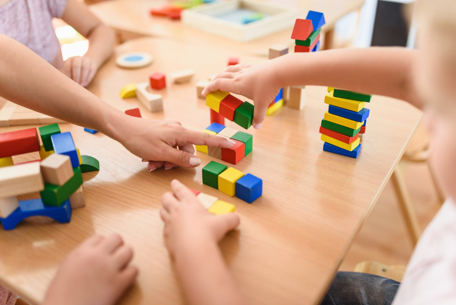 Best Montessori Toys for Specific Skills (Motor, Language, Problem-Solving)