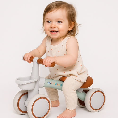 Montessori Tiny Cruiser
