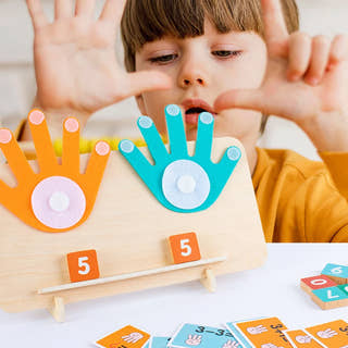 Montessori Finger Numbers – Wooden Counting Board