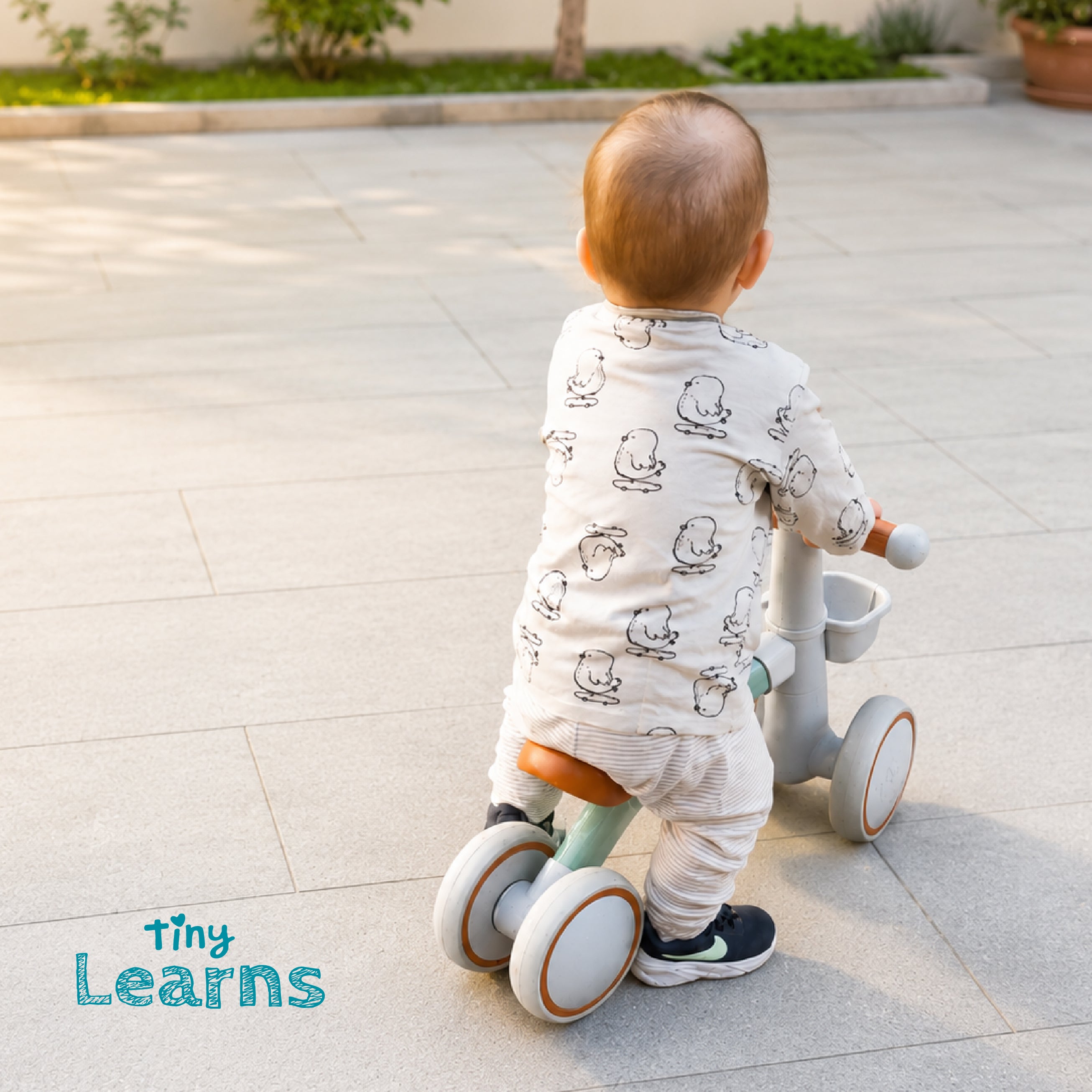 Montessori Tiny Cruiser